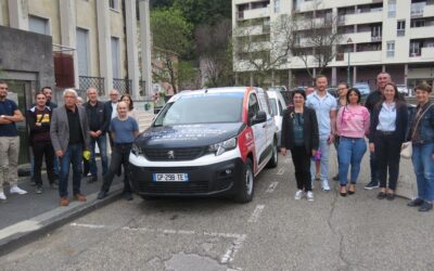 Réception d’un véhicule électrique publicitaire communal